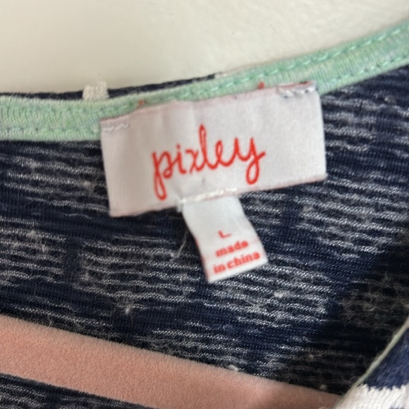 Blue and white flowy tank top lg - Picture 3 of 7